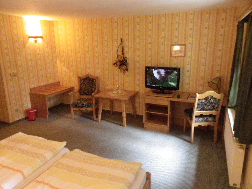 Hotel Wenzels Hof Zwethau Chambre photo